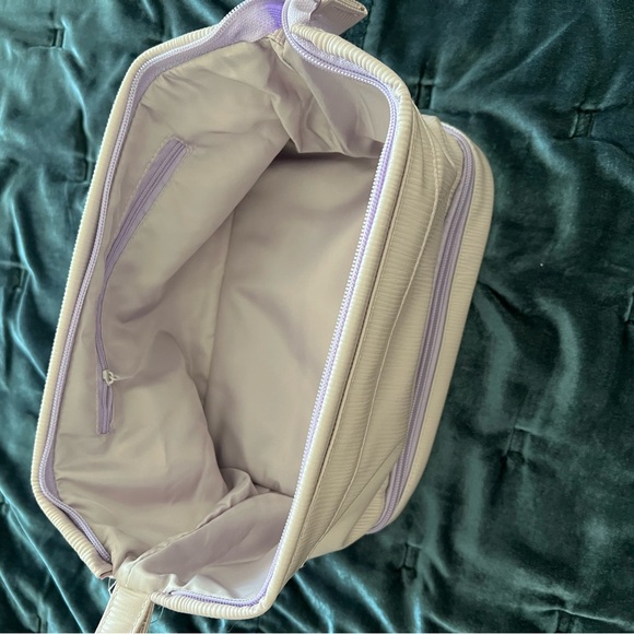 Fancii Macy 2 in 1 Cosmetic Bag - Picture 3 of 5